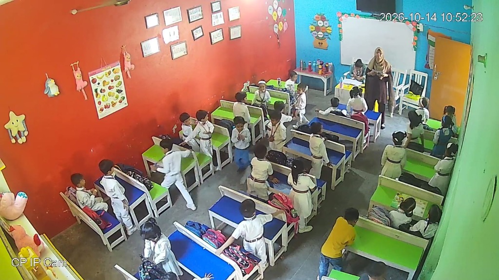 Montessori Junior Wing Smart Classroom in Session